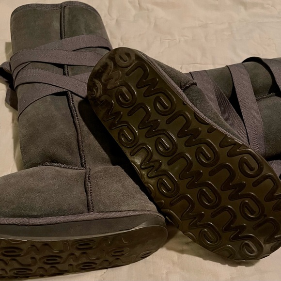 EMU wool lined suede boots - Picture 6 of 7